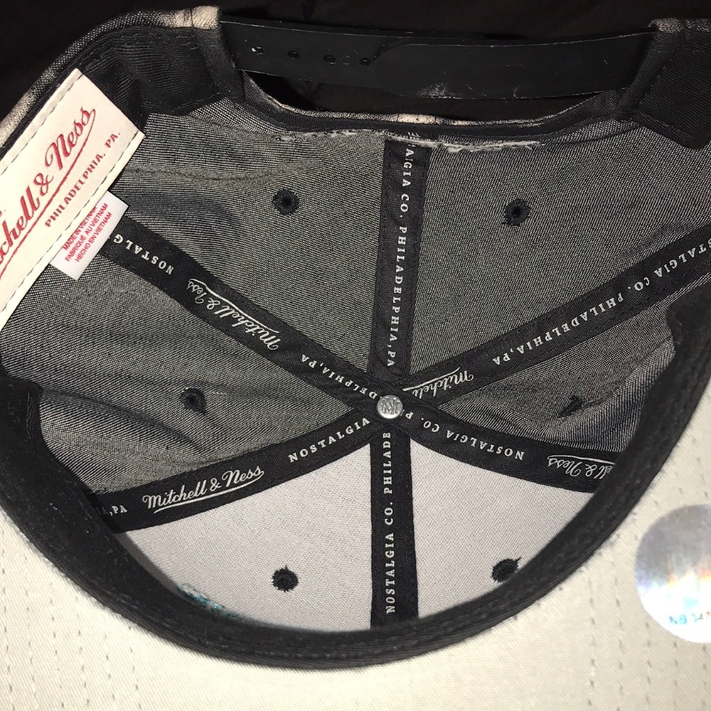 Official Mitchell &Ness Fitted! - image 3